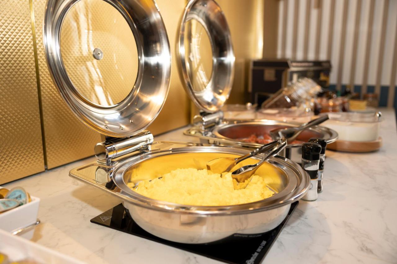 B&B Hotel Hasselt Ngoại thất bức ảnh