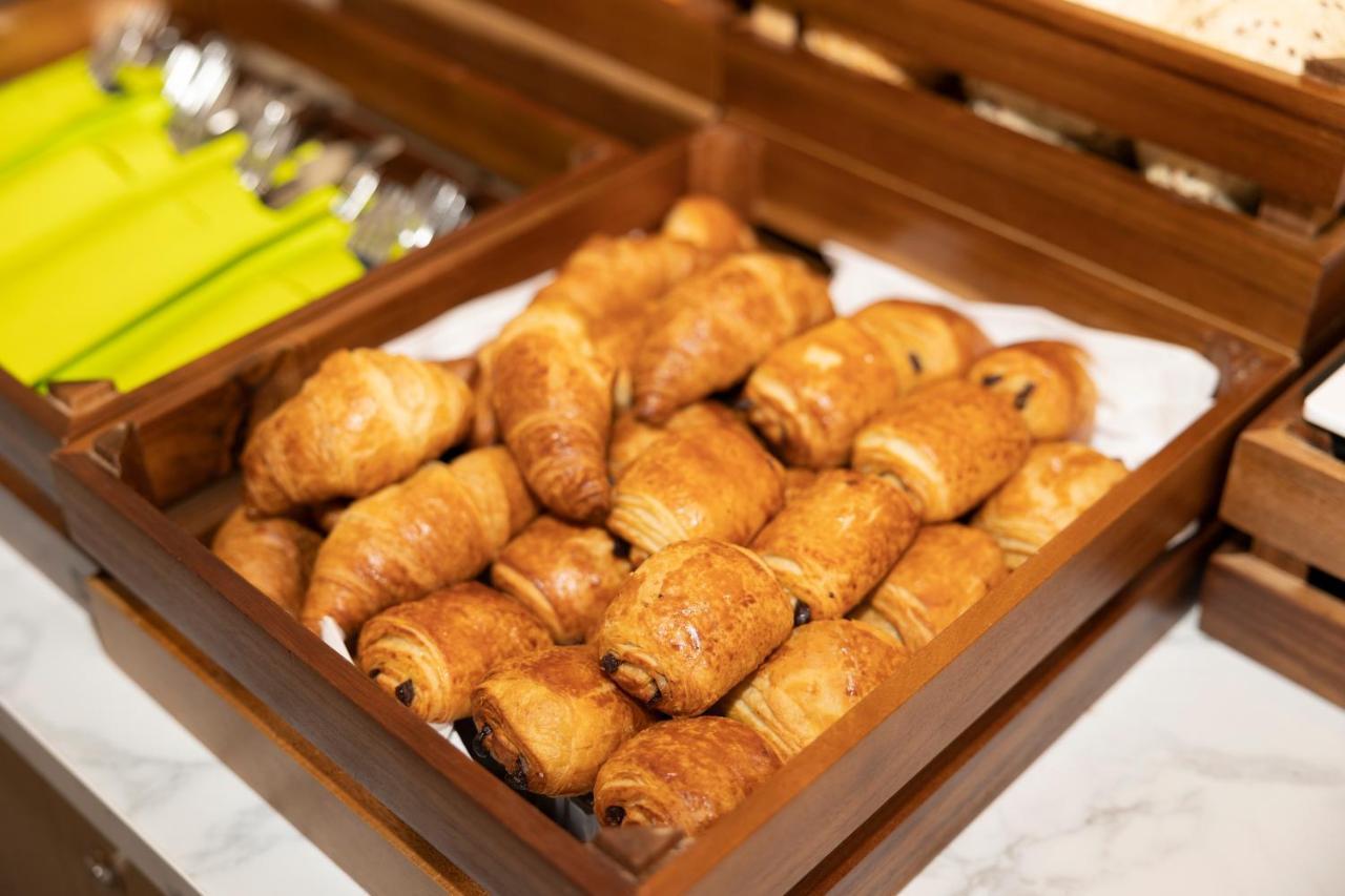 B&B Hotel Hasselt Ngoại thất bức ảnh