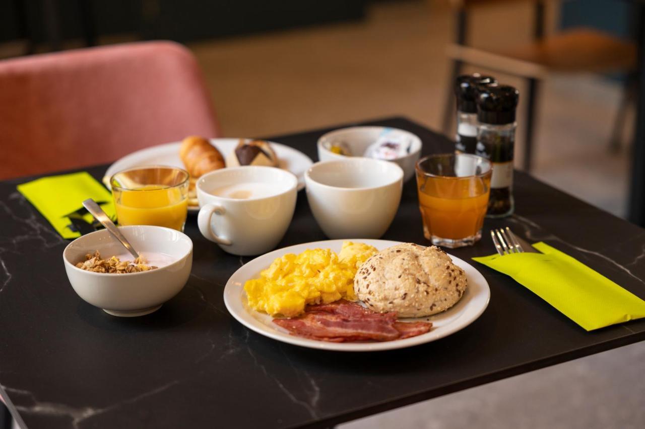 B&B Hotel Hasselt Ngoại thất bức ảnh